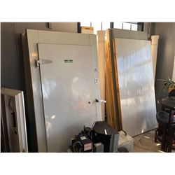 MARQUIS WALK-IN COOLER WITH CONDENSER