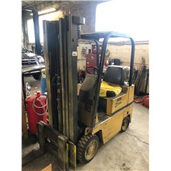 CATERPILLAR T30D 3,000 LB CAPACITY 3 STAGE PROPANE FORKLIFT WITH SIDE SHIFT