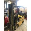 Image 1 : CATERPILLAR T30D 3,000 LB CAPACITY 3 STAGE PROPANE FORKLIFT WITH SIDE SHIFT