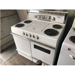 VINTAGE THOR 4 BURNER STOVE WITH GRIDDLE WITH DOUBLE OVEN (LOCATED IN SEA CAN)