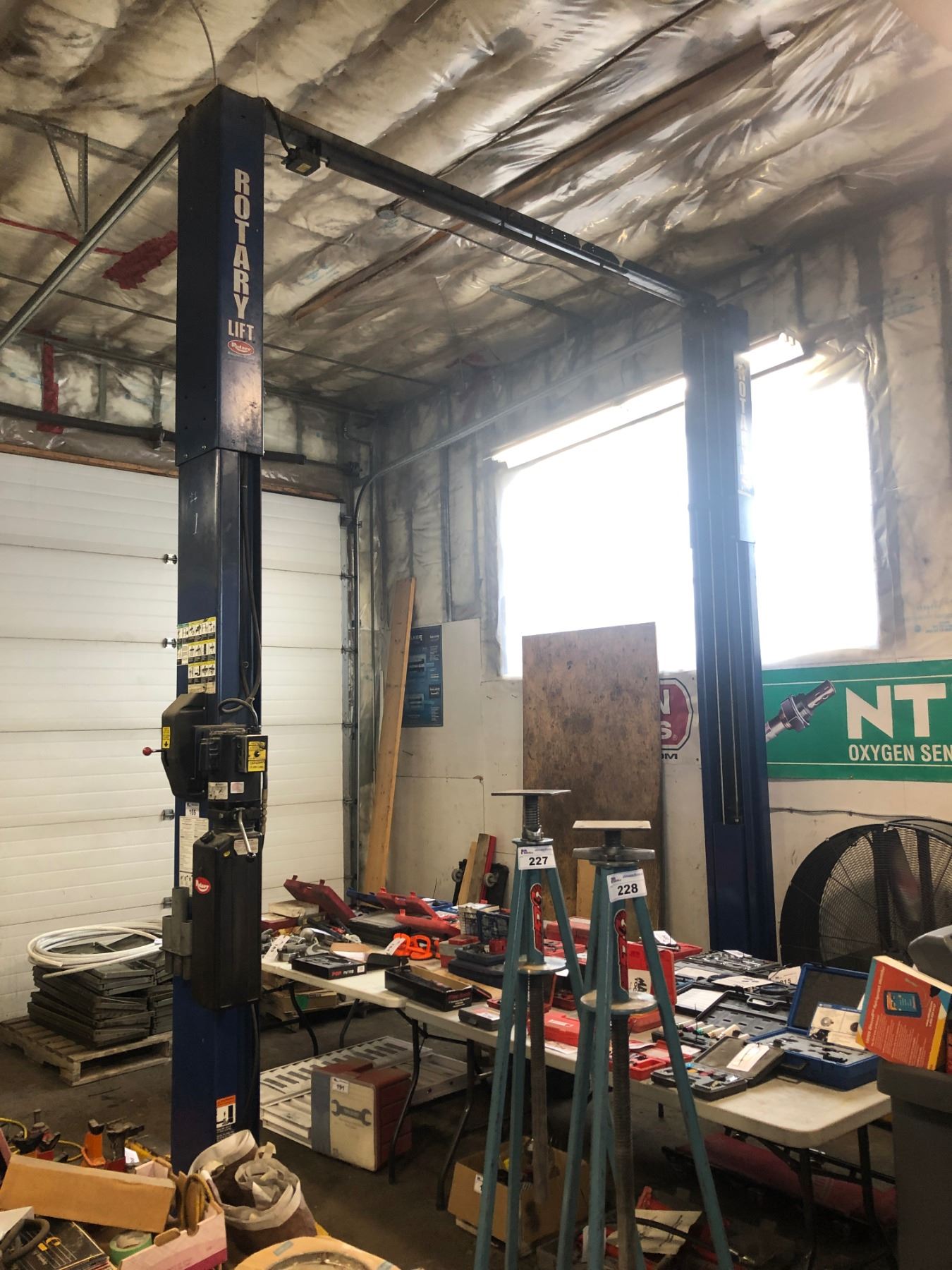 ROTARY LIFT MODEL SP012 12,000 LB CAPACITY 2 POST AUTOMOTIVE HOIST