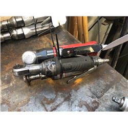 3 MAC TOOLS AIR TOOLS/WRENCHES & KD AIR ANGLE DRILL