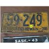 Image 2 : LICENSE PLATES (SASKATCHEWAN) *QTY 3* (1936, 1943 *F*, 1946 *F*)