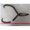 Image 1 : ANTIQUE ICE TONGS