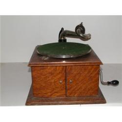 Victor VVIV Disc Player    # 192781D  