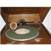 Image 2 : 1 Aeolian Vocalion Disc Player      