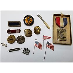 LOT OF MILITARY PINS