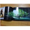 Image 3 : BOOK - ASSASSIN'S CREEDE IV BLACK FLAG ART BOOK