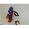 Image 2 : MINI FIGURE - CAPTAIN AMERICA - WITH SHIELD, EXTRA HAIR & HAND