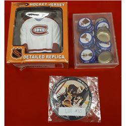 3 PCS HOCKEY COLLECTIBLES