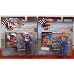 2 WINNERS CIRCLE ACTION FIGURES