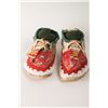 Image 3 : Sioux Beaded and Quilled Man's Moccasins, 11" long