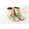 Image 1 : Sioux Beaded Man's Moccasins, 10" long