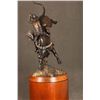 Image 2 : Chris J. Navarro, bronze