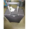 Image 3 : New Forcast Linden 28inch expandable Spinner Luggage / 159.99 tags