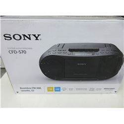 New SONY Audio System CFD-S70