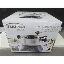 New Trudeau Maison 3 in 1 Electric Fondue Set / 13 pieces