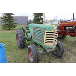 Oliver 88 TRACTOR