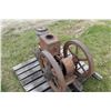 Image 1 : STATIONARY ENGINE