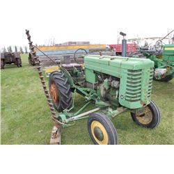 JOHN DEERE M TRACTOR