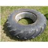 Image 1 : 18.4 X 34 TIRE & RIM