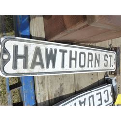 "HAWTHORNE ST" METAL ROAD SIGN & BRACKET