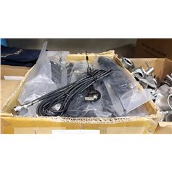 LOT OF UNIVERSAL ANTENNAS