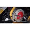Image 1 : DEWALT CIRCULAR SAW
