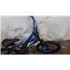 Image 3 : GREY AVIGO BIKE