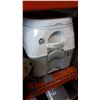Image 2 : DOMESTIC CAMP TOILET