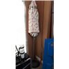 Image 1 : PATIO UMBRELLA W/ CAST IRON BASE