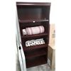 Image 1 : MAHOGANY FINISH BOOKSHELF