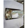 Image 1 : TRAY OF WORLD COINS AND LOT OF EARLY 1900 EASTERN NOTES