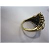 Image 3 : 10K STAMPED WOMANS GOLD RING POSSIBLE DIAMONDS
