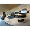 Image 3 : 3 HENCKELS KNIVES AND STEEL