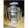 Image 1 : BEACON RAILROAD LANTERN