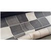 Image 2 : CHECKER PATTERN AREA CARPET