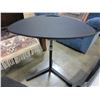 Image 2 : BLACK TILTING STAND