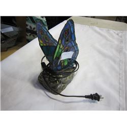 STAINED GLASS BUTTERFLY LAMP