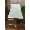 Image 3 : BANKERS LAMP AND TABLE LAMP