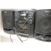 Image 2 : SONY STEREO