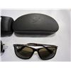 Image 2 : 2 PAIRS OF GUESS SUNGLASSES