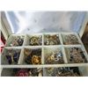 Image 2 : VINTAGE JEWELERY CASE W/ CONTENTS