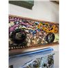 Image 2 : TRAY OF WOOD JEWELERY