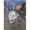 Image 2 : RIGID SHOP VAC, WORKING