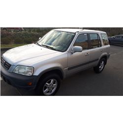 1999 HONDA CRV 4 DOOR STATION WAGON, AUTOMATIC, 294703KM WITH KEY FOB AND REGISTRATION