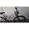 Image 3 : GOLD KONA BIKE