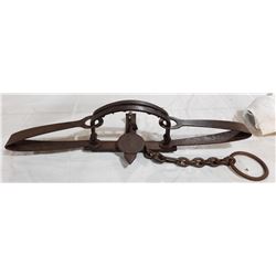 CHOICE OF ANTIQUE BEAR TRAP (Trap 1)