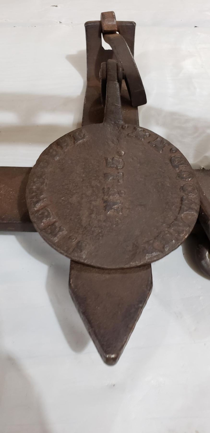 CHOICE OF ANTIQUE BEAR TRAP (Trap 1)