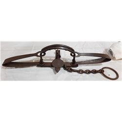 CHOICE OF ANTIQUE BEAR TRAP (Trap 2)